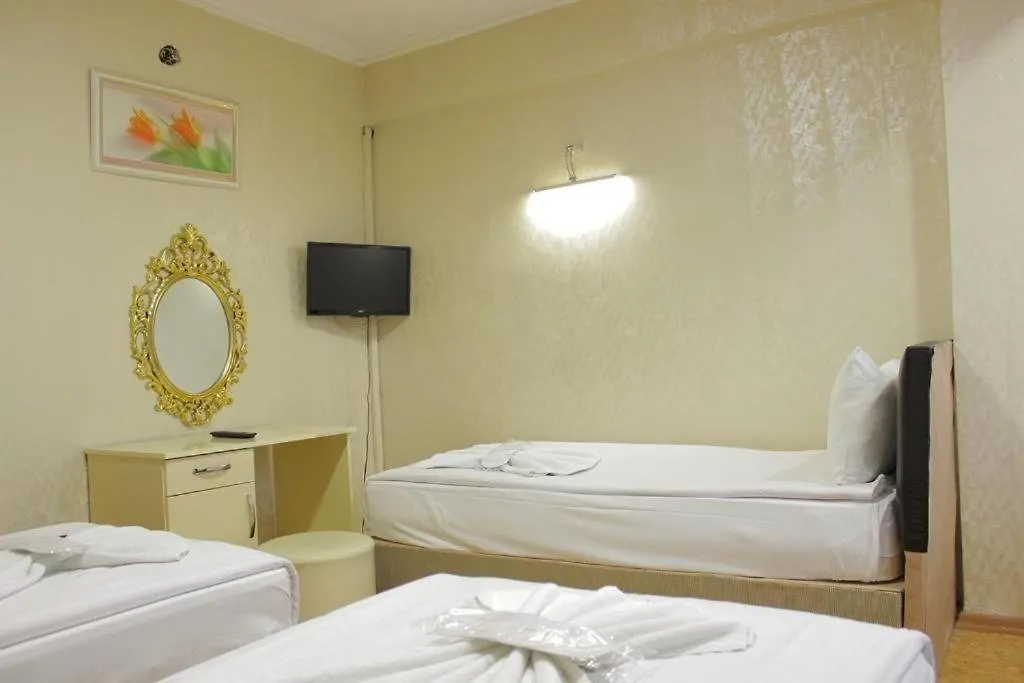 Simge Sultan' Old Cty Hotel Istanbul